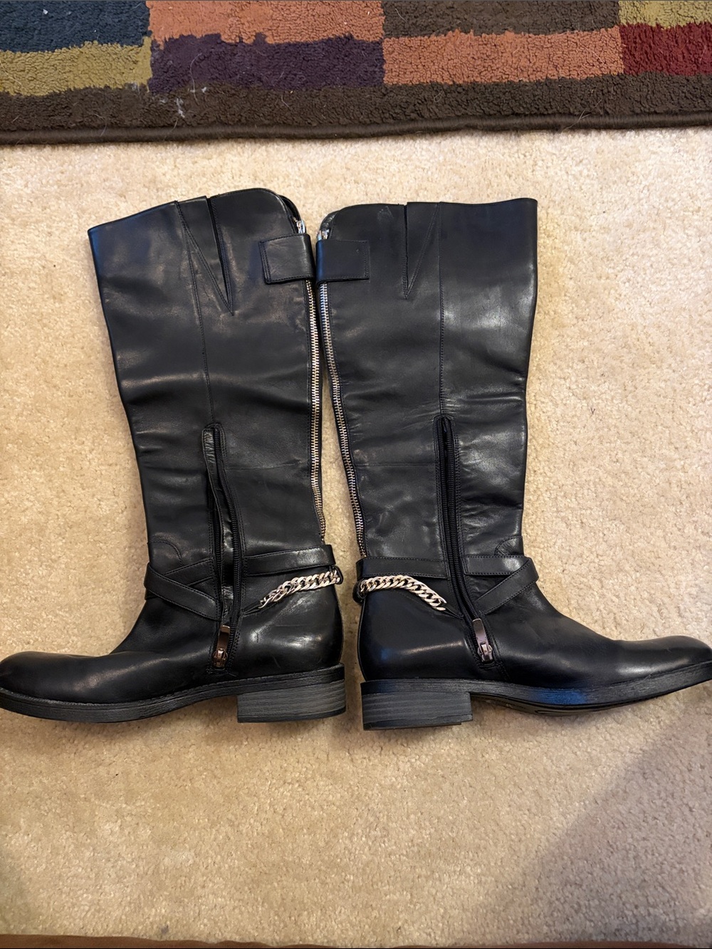 Enzo Angioluni Black Leather Knee-High Riding Boots with Chain Detail - Picture 2 of 8